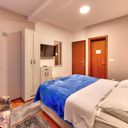 Pansion Villa Nur Мостар Екстериор снимка