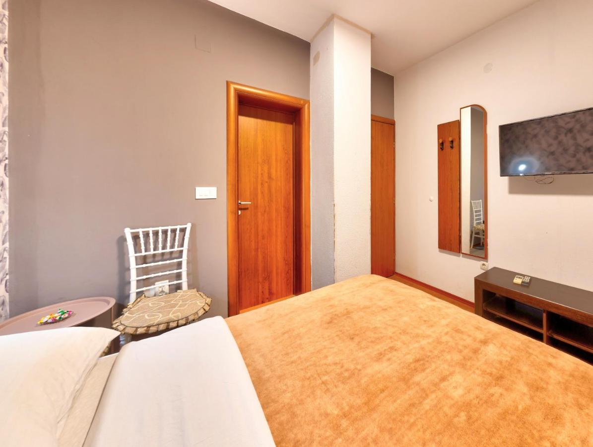 Pansion Villa Nur Мостар Екстериор снимка