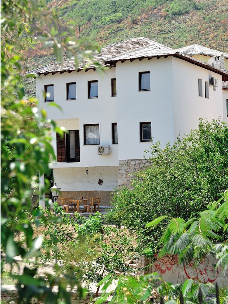 Pansion Villa Nur Мостар Екстериор снимка