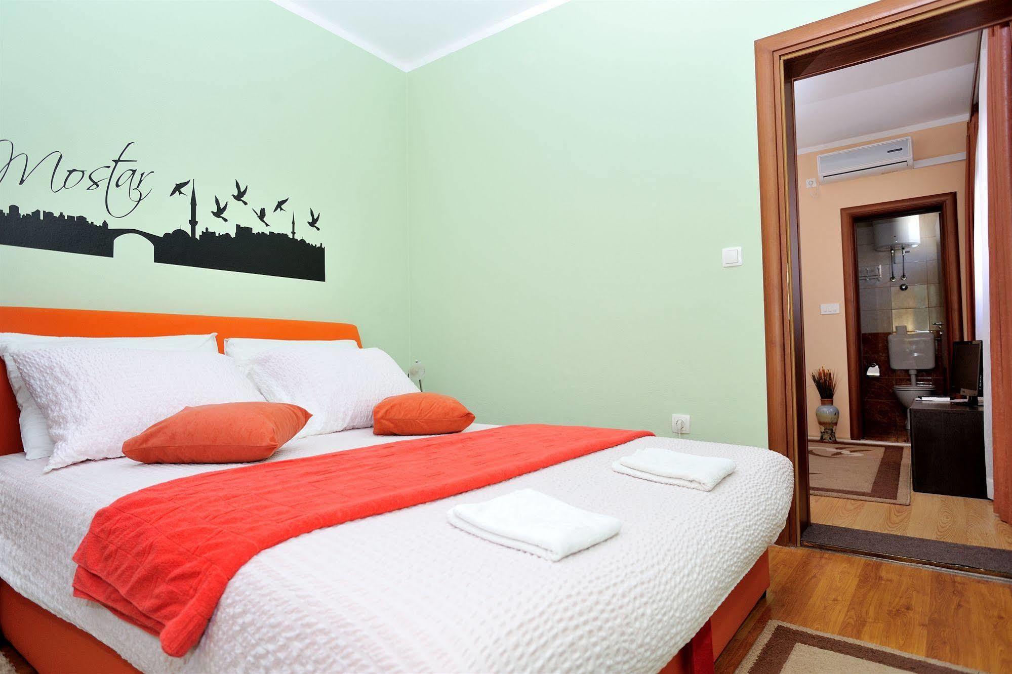 Pansion Villa Nur Мостар Екстериор снимка