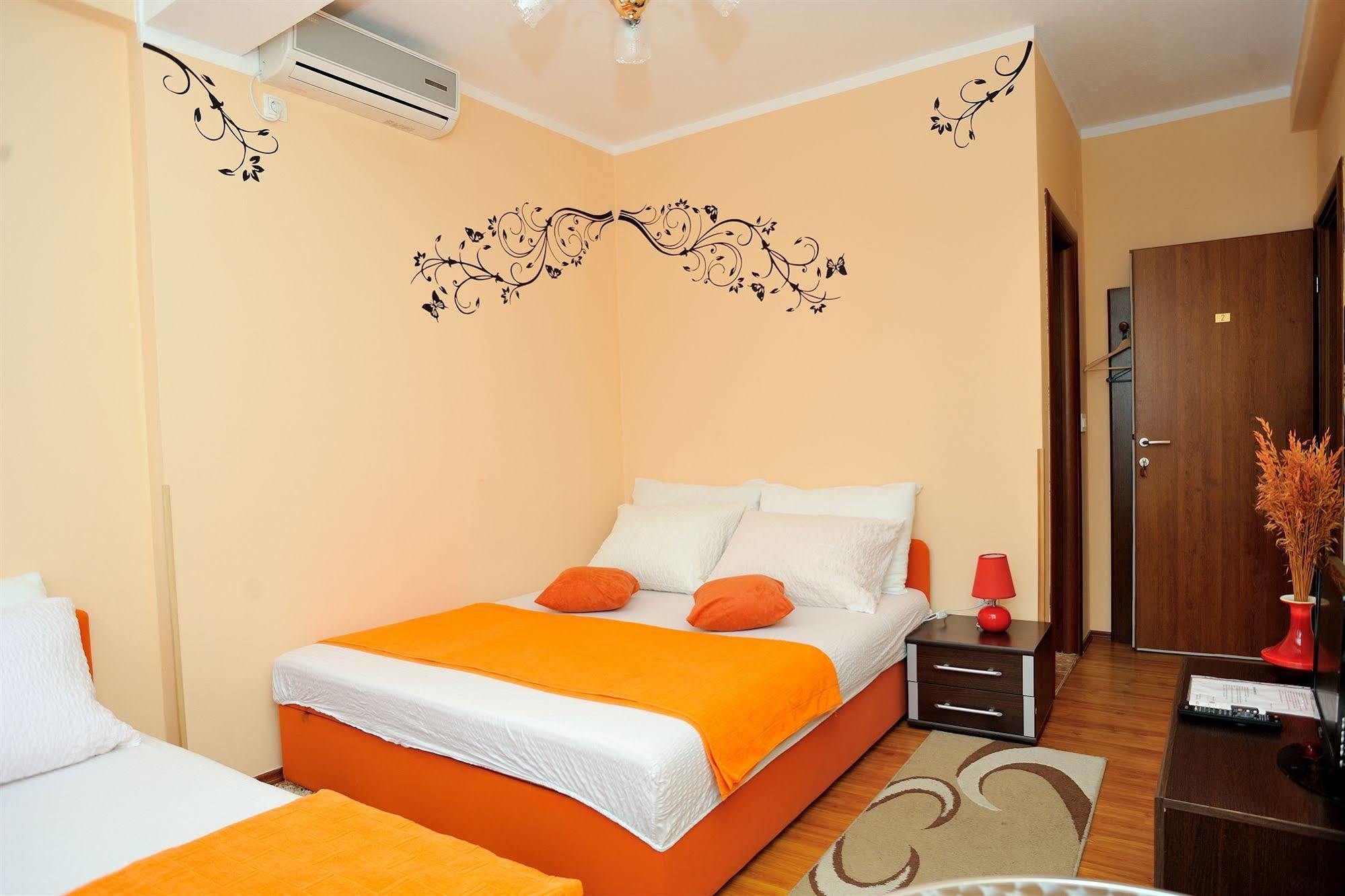 Pansion Villa Nur Мостар Екстериор снимка