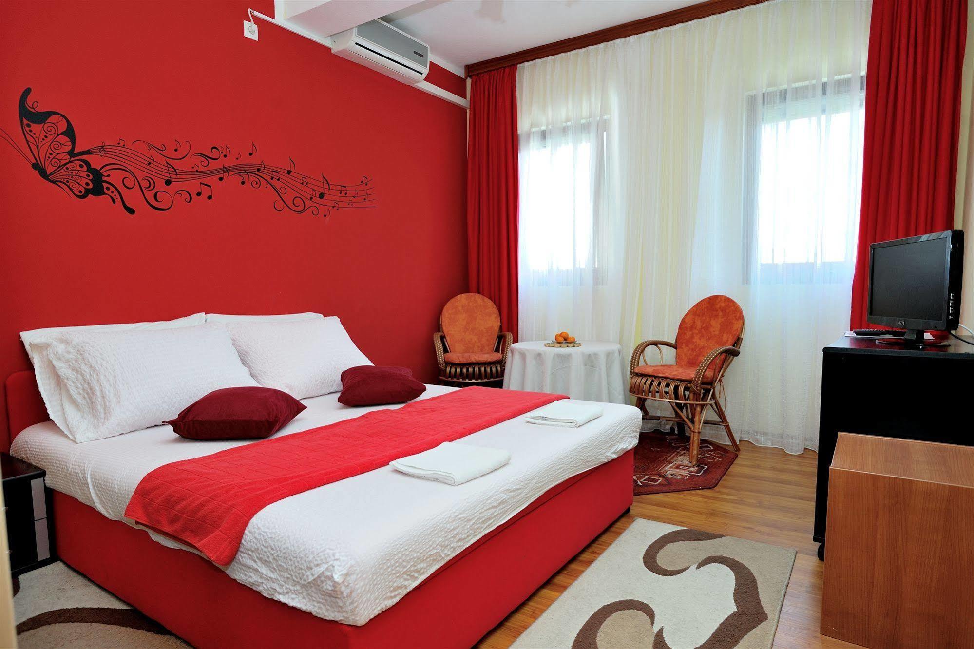 Pansion Villa Nur Мостар Екстериор снимка